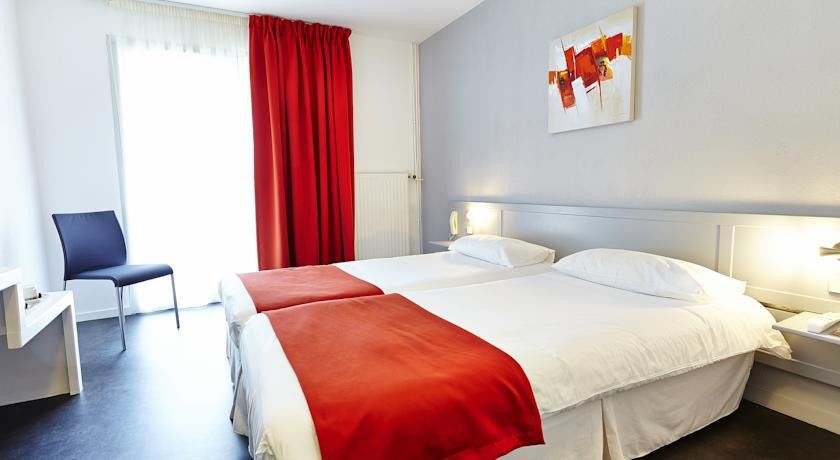 Hotel Du Golf Saint-Laurent Ploemel Zewnętrze zdjęcie